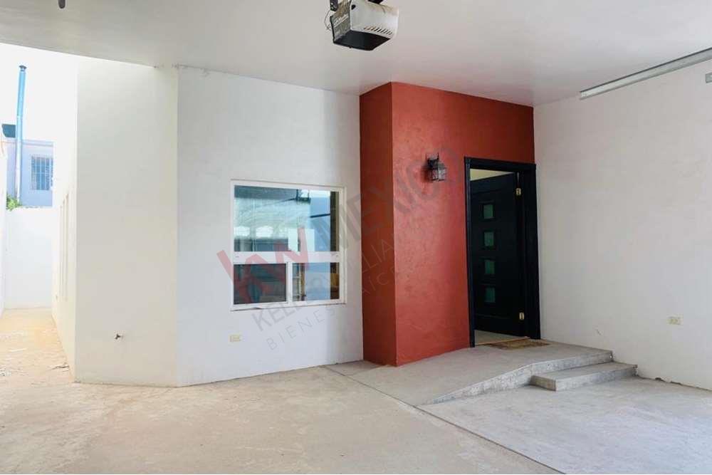 CASA AMUEBLADA EN RENTA EN FRACCIONAMIENTO SAN FERNANDO ZONA CALLE LA ARIZONA Y CUATRO SIGLOS