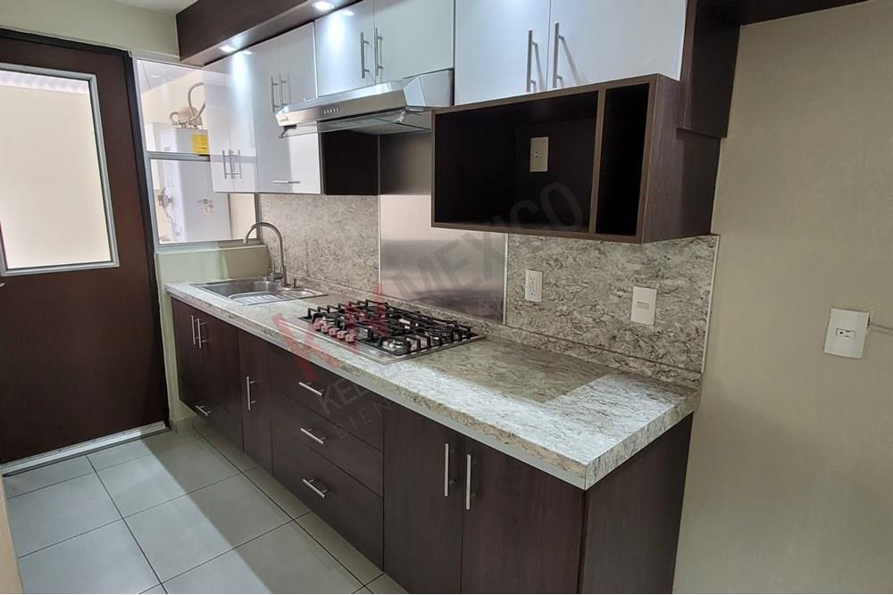CASA EN VENTA EN CONDOMINIO BILBAO LA MORALEJA, ZAPOPAN JALISCO.