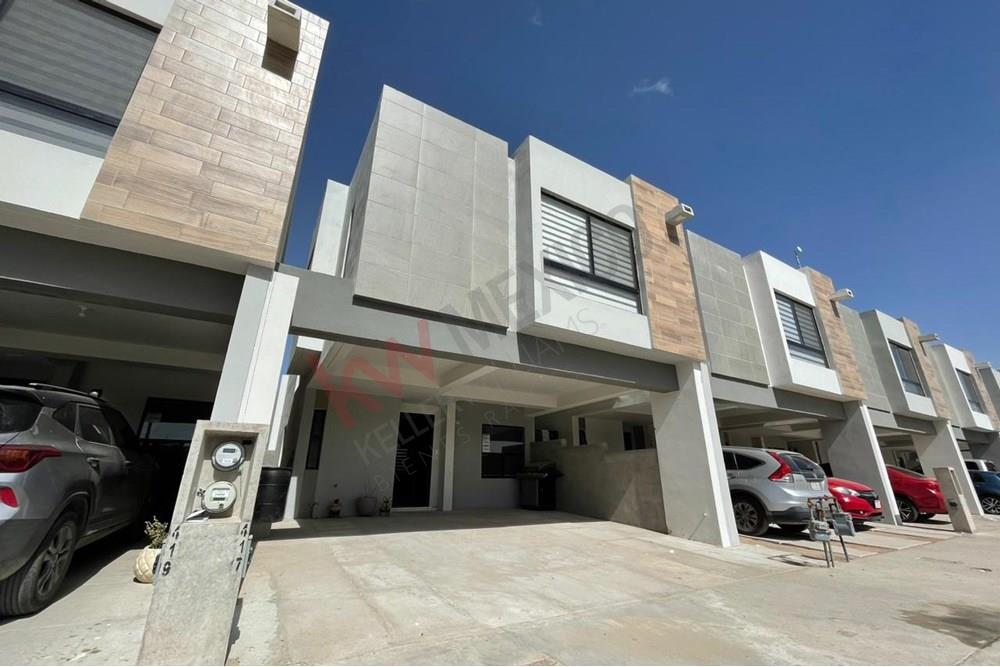 Casa en renta frente a parque, cerca de puente intl Zaragoza, av Gomez Morin en Fraccionamiento Tossa, con Casa club y Gimnasio.