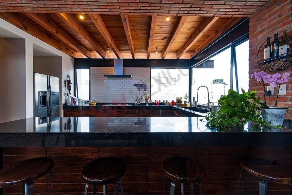 CASA EN VENTA EN CAÑADAS DEL LAGO CORREGIDORA CON RECAMARA EN PLANTA BAJA