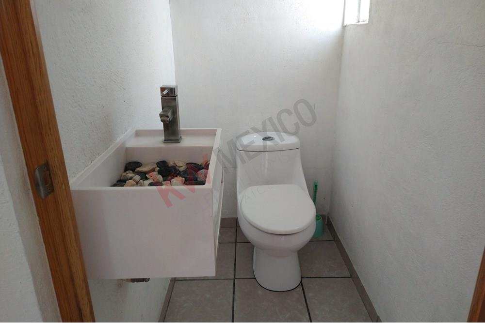 CASA EN RENTA EN MISION MARIANA CORREGIDORA, QUERETARO
