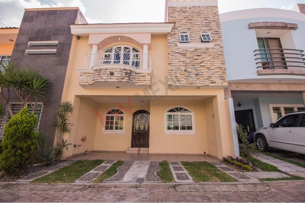 Casa en renta en Real de Valdepeñas, Zapopan.