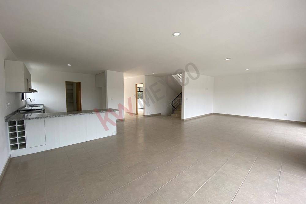 Casa en venta Misión San Jerónimo, frente a Plaza Paseo Querétaro