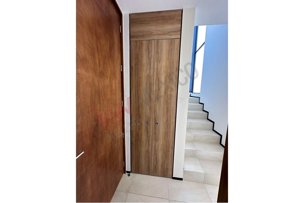 RENTA CASA AMUEBLADA EN ZIBATA