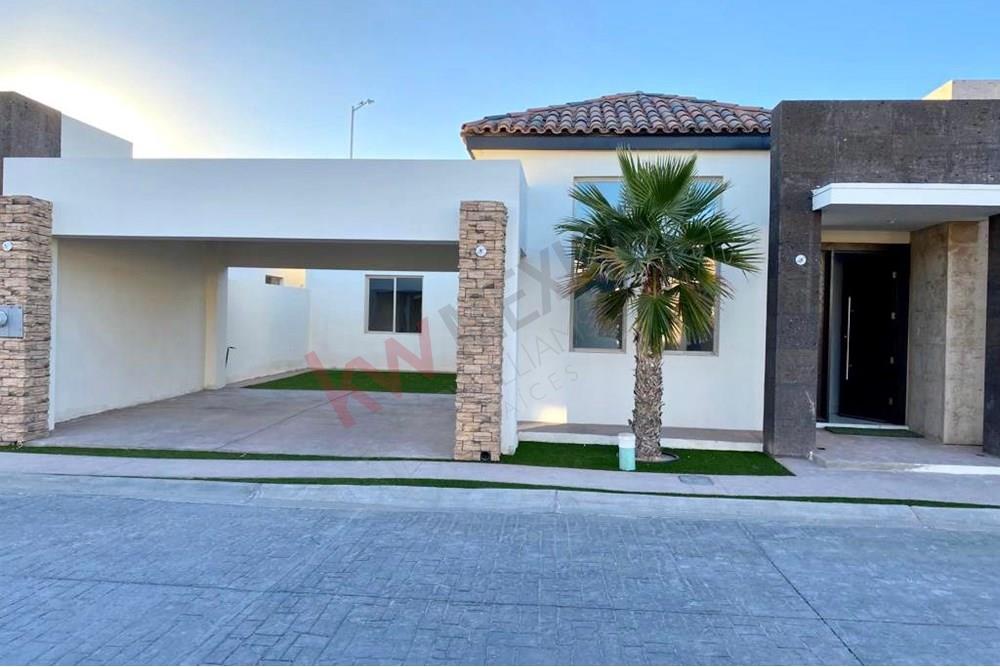 Casa Nueva en Venta Zona Platino, Calle Novena, Modelo Arezzo, La Toscana  Residencial, Mexicali, BC