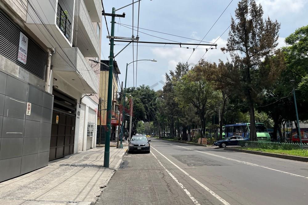 'Departamento Impecable en 2o. Piso, Col. Del Carmen: ¡Tu Nuevo Hogar!'