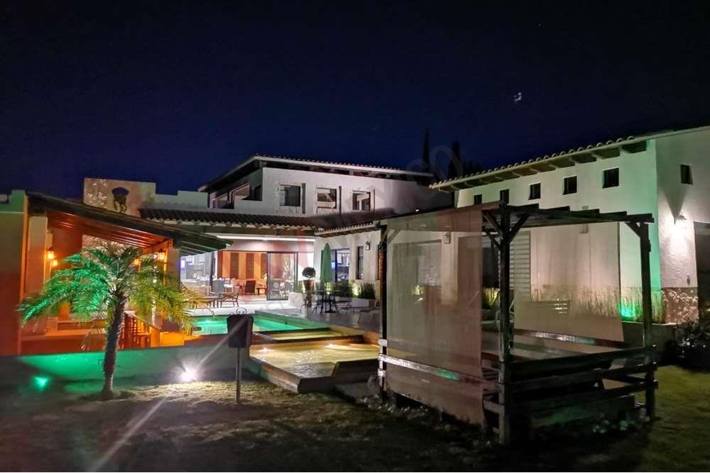 'Simplemente Majestuosa'  Residencia estilo Italiano, cada rincón te hará sentir como en un resort de lujo del mediterráneo, en lo mas alto en Juriquilla