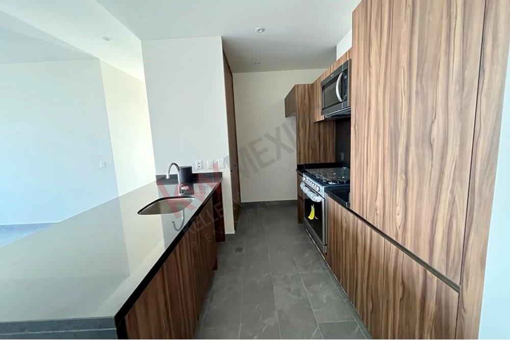 Wonderful panoramic view from the 28th floor in Be Grand Reforma.