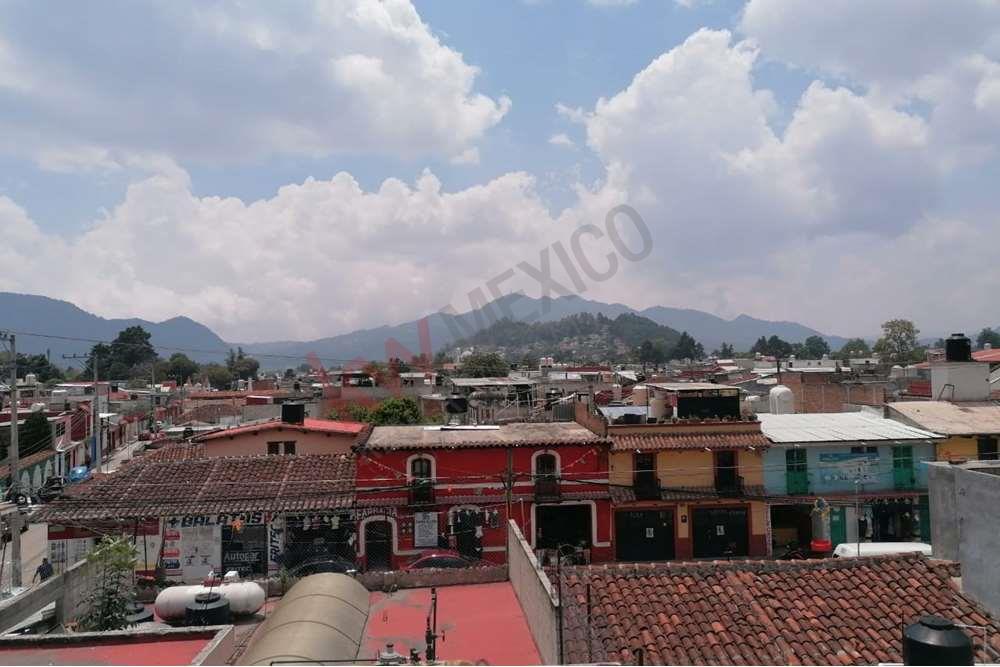 Casa con local en zona de comercio en VENTA en San Cristóbal de las Casas.