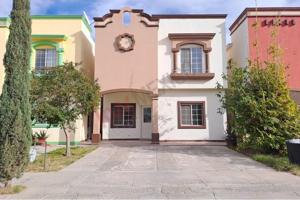 CASA EN RENTA EN FRACC PASEO DEL PARQUE