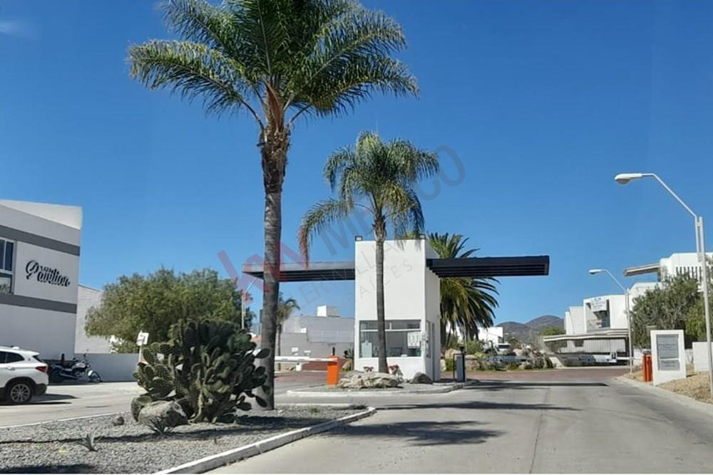 SE VENDE TERRENO ESCRITURADO EN GRAN PRESERVE JURIQUILLA SE VENDE CON PROYECTO Y PLANOS INCLUIDOS (SI TE GUSTA EL PROYECTO)