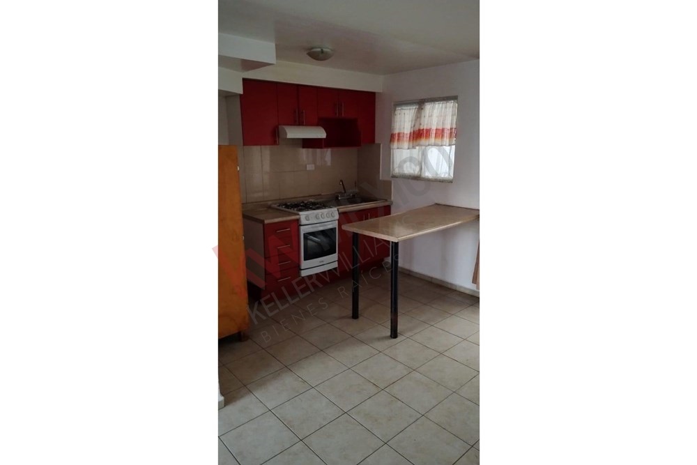 CASA EN VENTA EN FRACCIONAMIENTO VIÑEDOS EXCELENTE UBICACIÓN