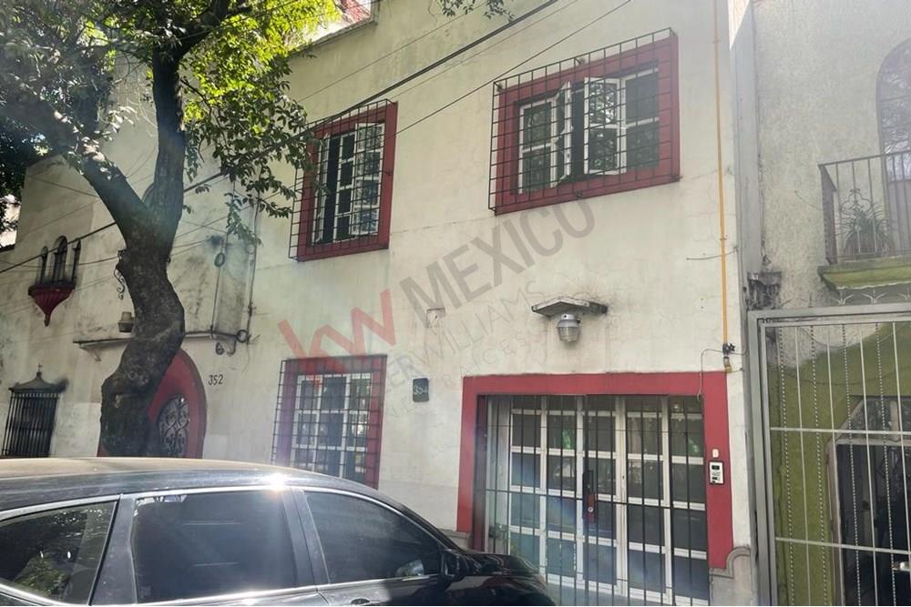 Preciosa casa para oficinas en renta en la Hipódromo Condesa