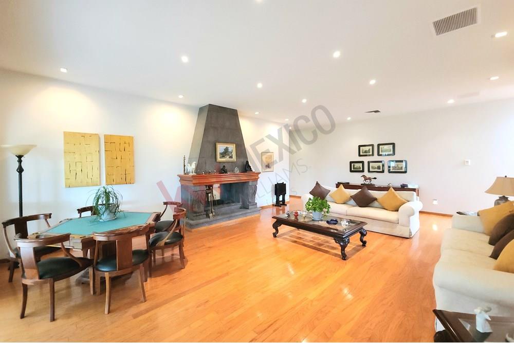 CASA EN RENTA! RESIDENCIA DE UNA PLANTA COLINDANTE A LA PRESA, JURIQUILLA, QRO.