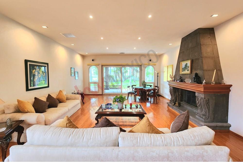 CASA EN RENTA! RESIDENCIA DE UNA PLANTA COLINDANTE A LA PRESA, JURIQUILLA, QRO.