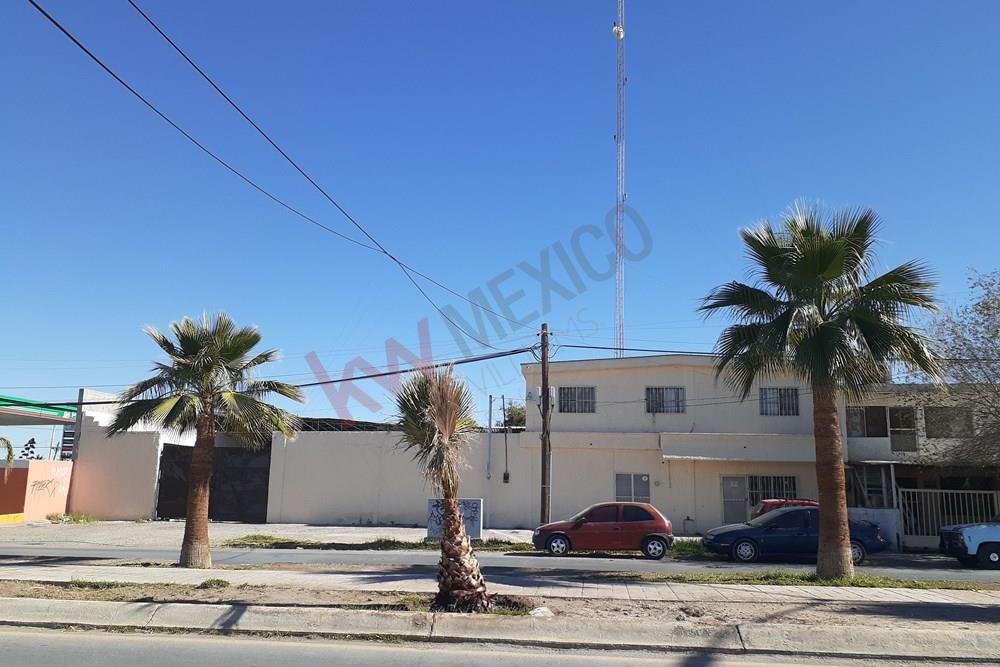 Excelente Bodega en RENTA de 1503mts cuadrados, con Oficinas en excelente Ubicación en  Torreón, Coahuila