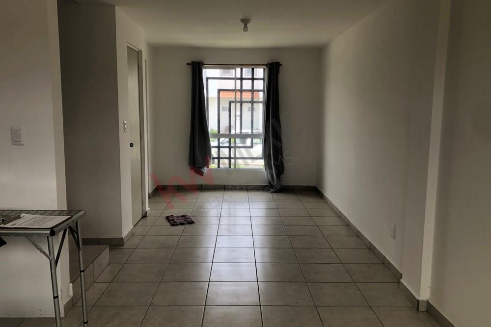 RENTA CASA EN HDA DEL BOSQUE, LOS ÁNGELES, QUÉRETARO