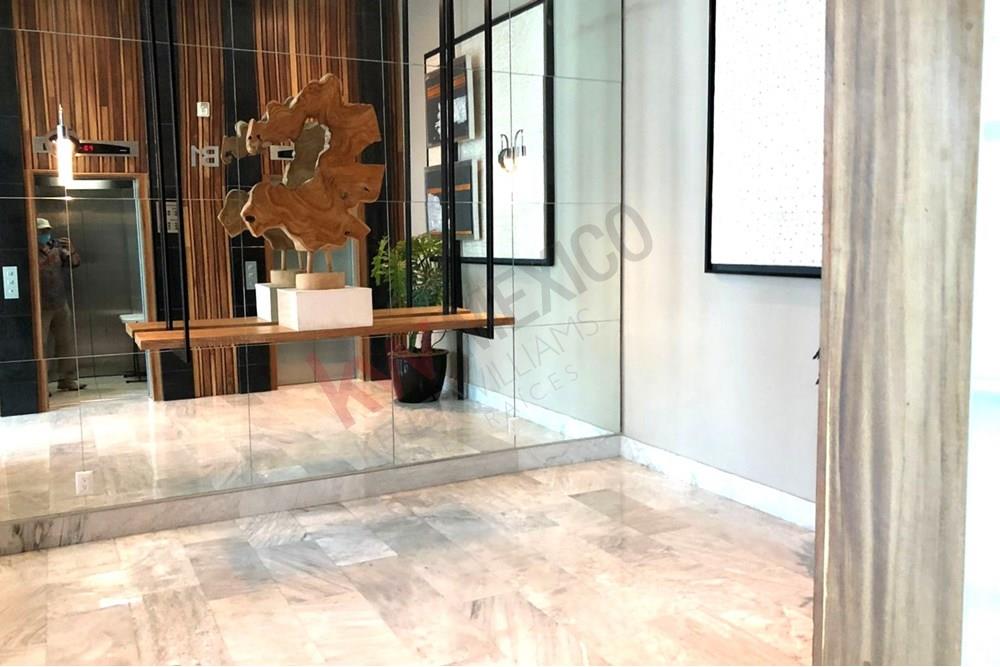 Departamento en Venta con increíble vista desde terraza privada en piso 24