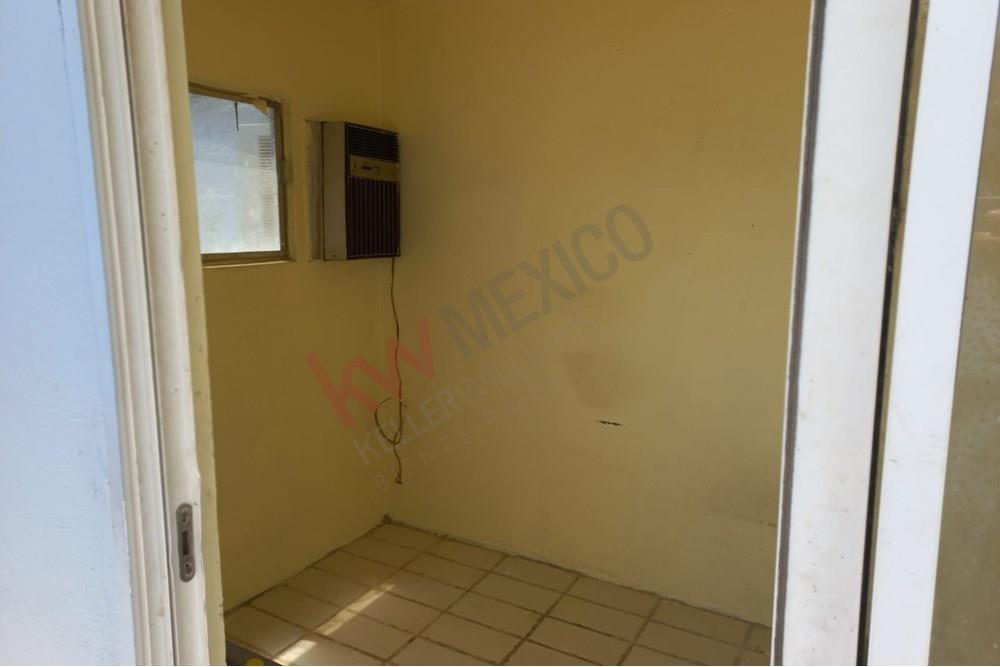CASA DE 1 PISO, FRACCIONAMIENTO VILLA COLONIAL, CD JUAREZ CHIHUAHUA