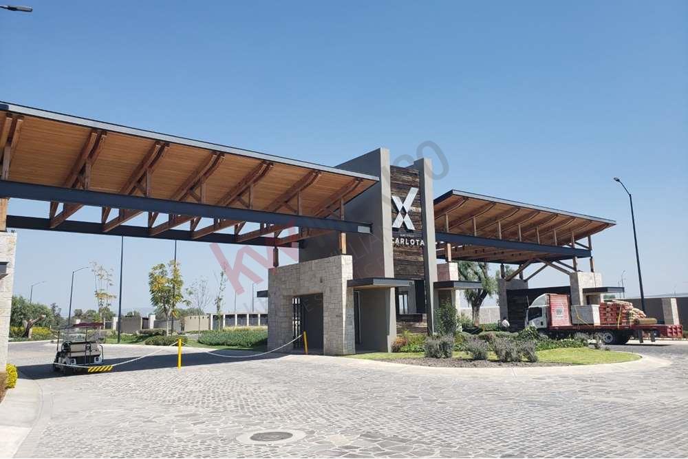 Terrenos en venta en residenciales desde 200 hasta hasta 560 m2 en Querétaro.