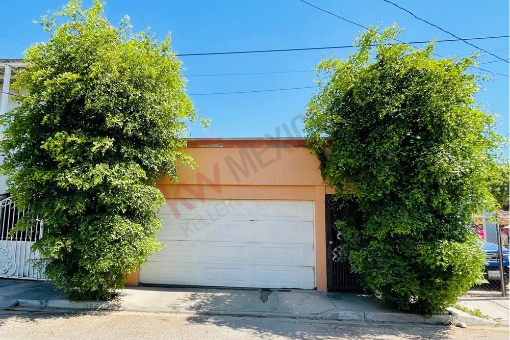 VENTA DE CASA EN VILLA RESIDENCIAL DEL REY