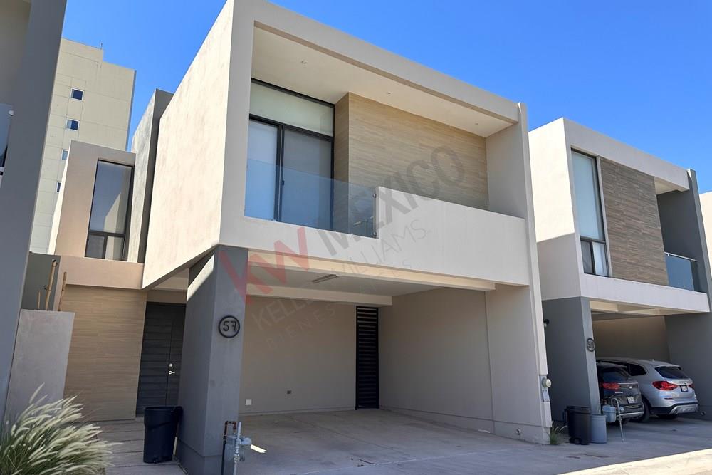 CASA EN RENTA FRENTE A PARQUE CERCA AL CONSULADO, A 5 MINUTOS DE PLAZA COMERCIAL LAS MISIONES, ATRAS DEL HOTEL IBIS DE CIUDAD JUAREZ CHIHUAHUA
