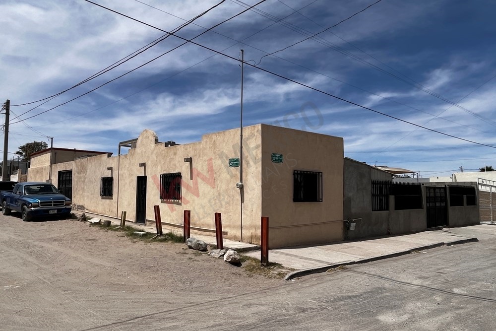 Casa económica de 1 recámara, espaciosa y funcional.