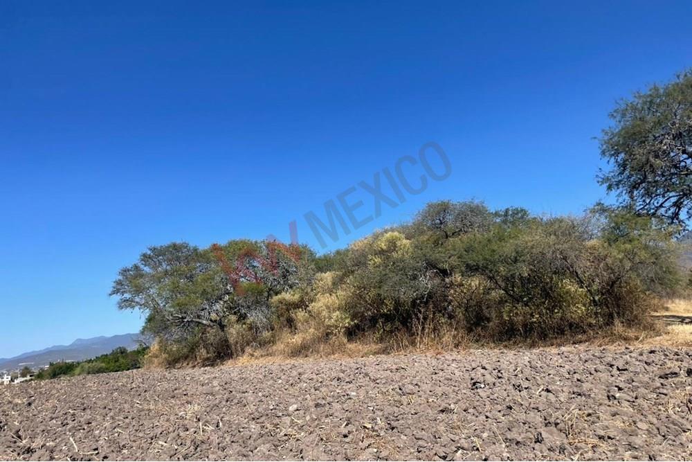 TERRENO CON EXCELENTE UBICACION EN VENTA PARA INVERSION