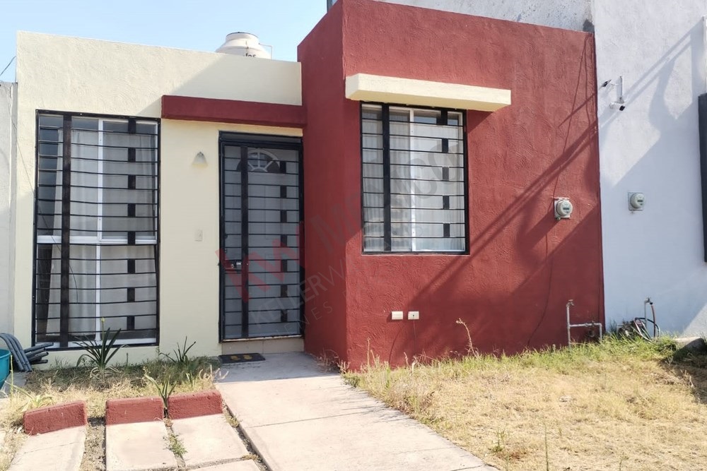 CASA EN VENTA ZAPOPAN NORTE CON UBICACION CERCANA A VIALIDADES IMPORTANTES