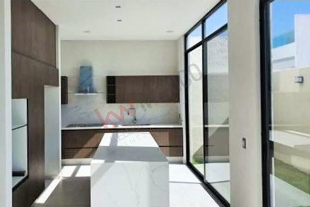 VENTA CASA ROOF GARDEN 4 RECAMARAS VISTA ESPECTACULAR ZIBATA.