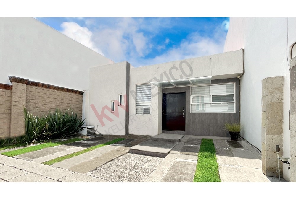 Vive en Lomas, excelente casa en Renta