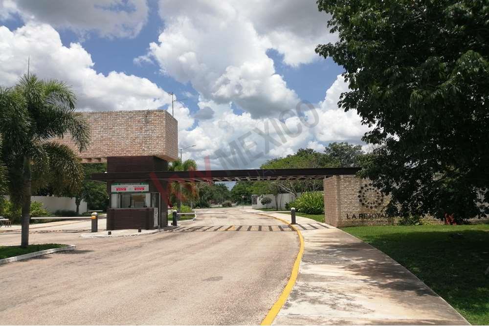Venta de terreno La Rejoyada Residencial, Mérida, Yucatán