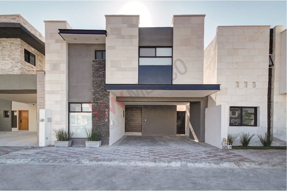 Casa en Renta en Privanzas del Campestre - El Roble