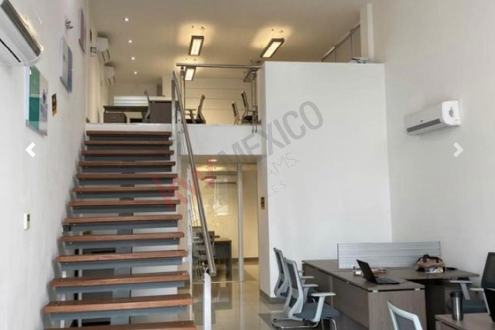 Local comercial totalmente acondicionado para usarse en renta, ubicado en Plaza Q7001