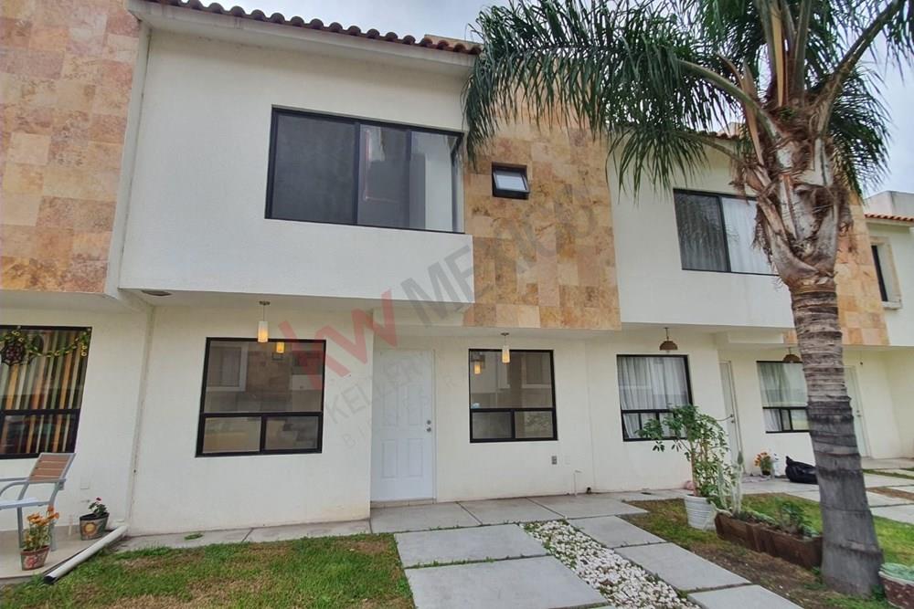 CASA EN VENTA FRACCIONAMIENTO SONTERRA QUERETARO 3 habitaciones