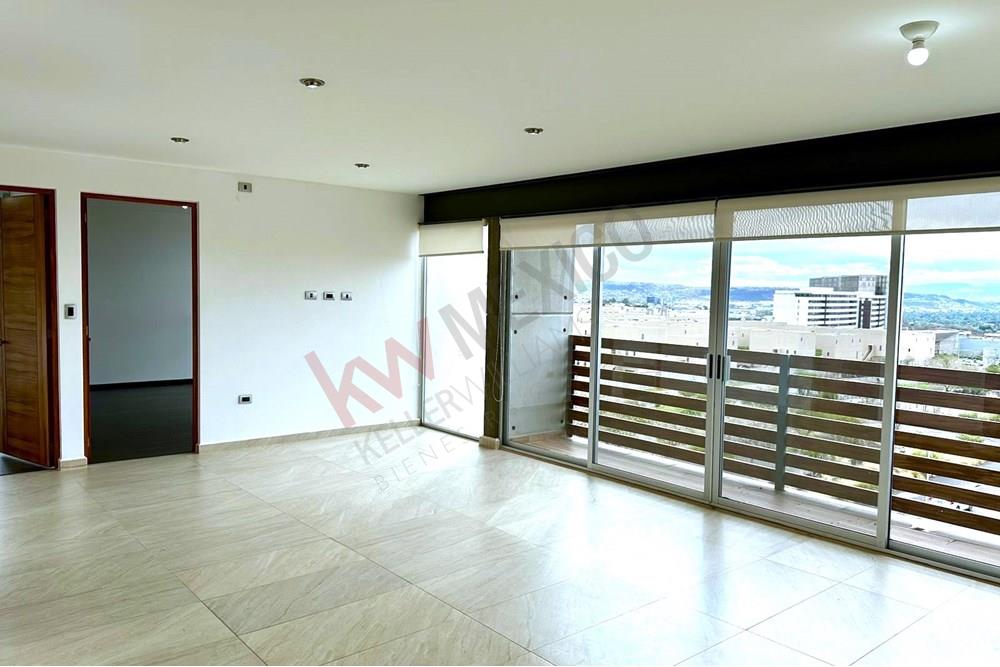 RENTA DEPARTAMENTO MODERNO en Vértice Juriquilla