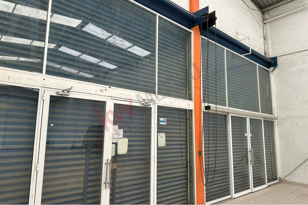 INMUEBLE COMERCIAL EN VENTA BODEGA COMERCIAL,OFICINAS, PATIO SAN JOSE ITURBIDE