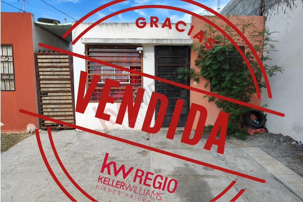 Casa en Venta en Valle Floresta, Pesquería  1 planta, 2 recamaras.
