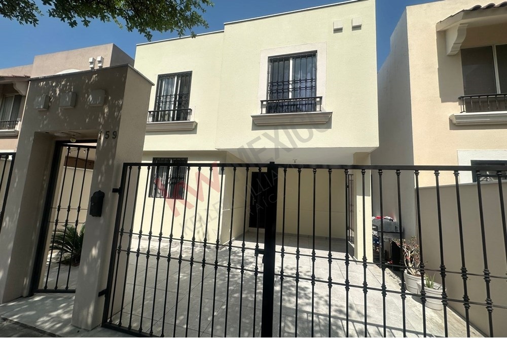 Casa en Renta en Privada Bosque de Agua, Apodaca, N.L.