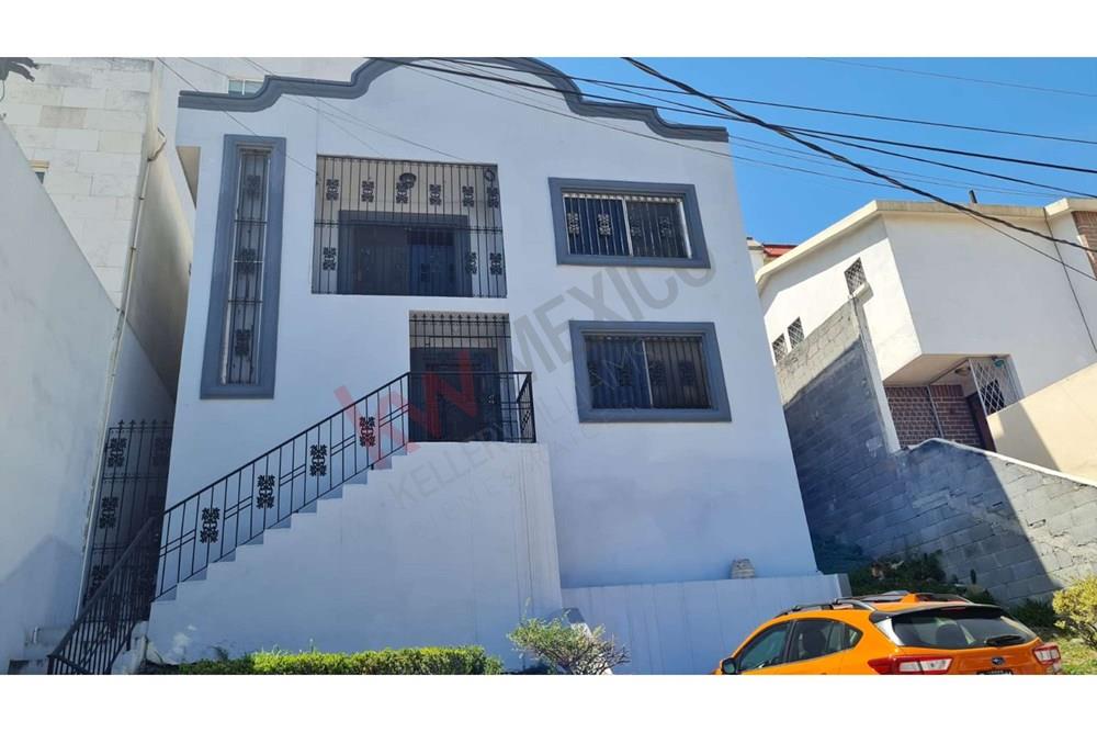 CASA EN VENTA EN SAN JERONIMO EN MONTERREY NUEVO LEON