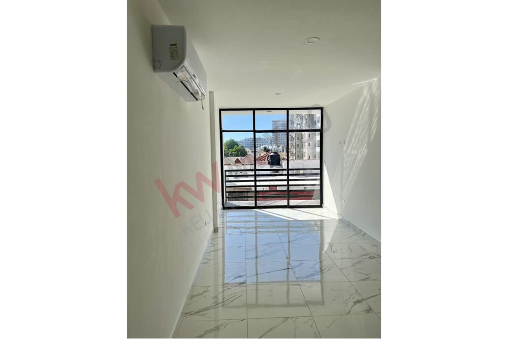 'Estreno Excepcional: Departamento Nuevo en Sábalo Country, a un Paso de la Iglesia de San Judas'