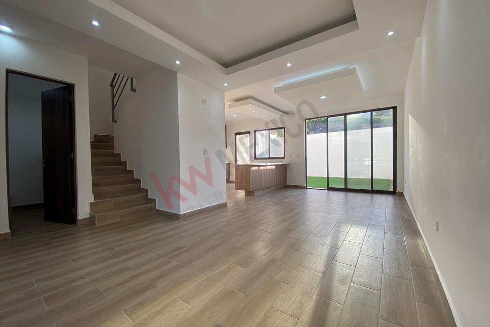CASA EN RENTA EN ZIBATÁ! VIVE EL LUJO DE LAS MEJORES AMENIDADES EN EXCLUSIVO CONDOMINIO!