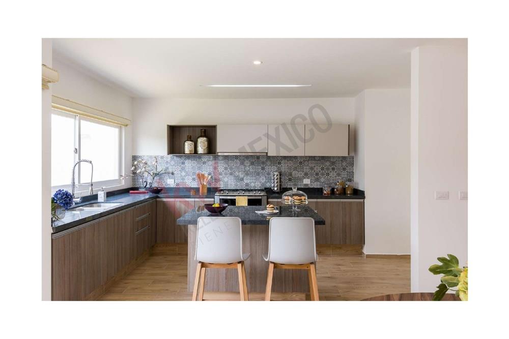 CASA NUEVA CON ROOF GARDEN EN VENTA EN ZIBATA / EL MARQUES / QUERETARO