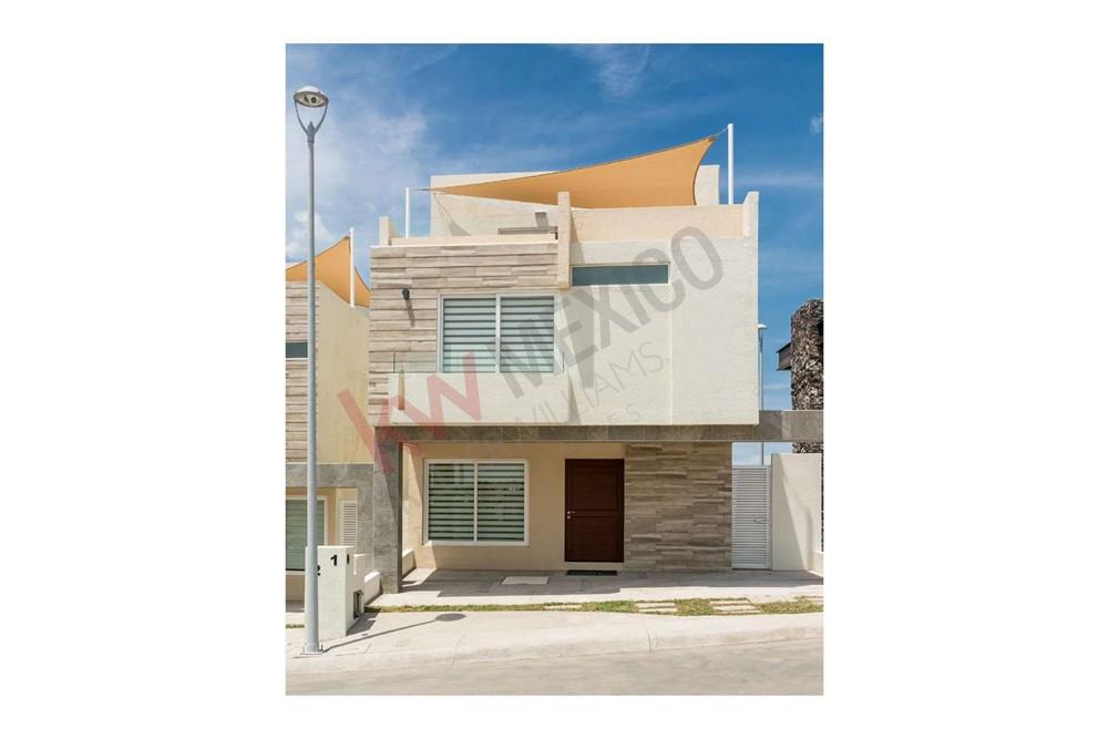 CASA NUEVA CON ROOF GARDEN EN VENTA EN ZIBATA / EL MARQUES / QUERETARO