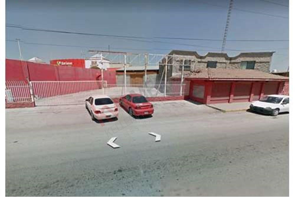 Local comercial y edificio de oficinas en venta en Frontera Coahuila- Clave 2266GS