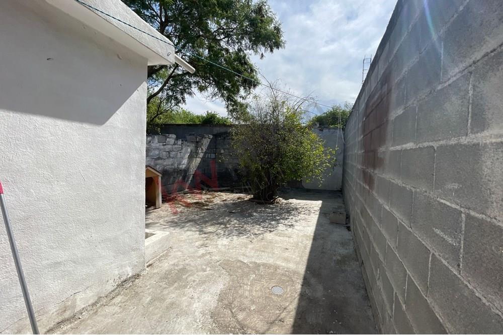 CASA EN VENTA SAN NICOLAS DE LOS GARZA