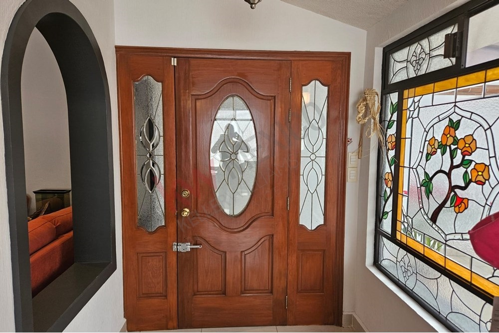 casa  en renta en Colinas del Cimatario $25,000