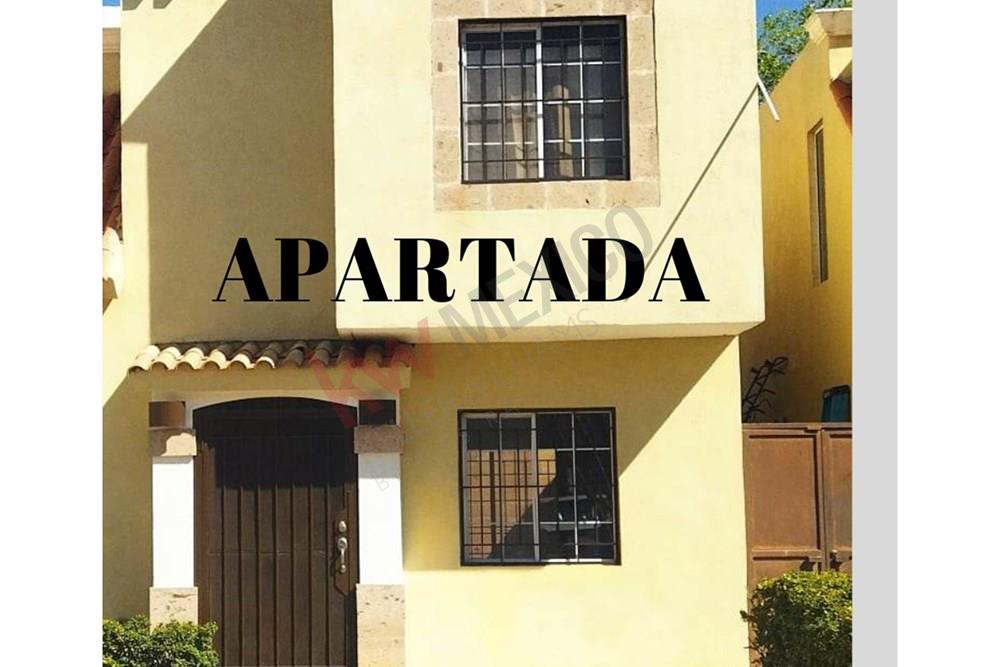 Se vende preciosa CASA y con excedente de terreno