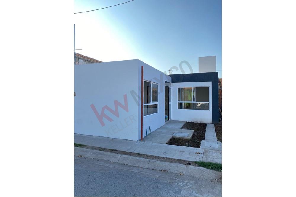 VENTA CASA UNA PLANTA EN SOLEDAD DE GRACIANO SANCHEZ