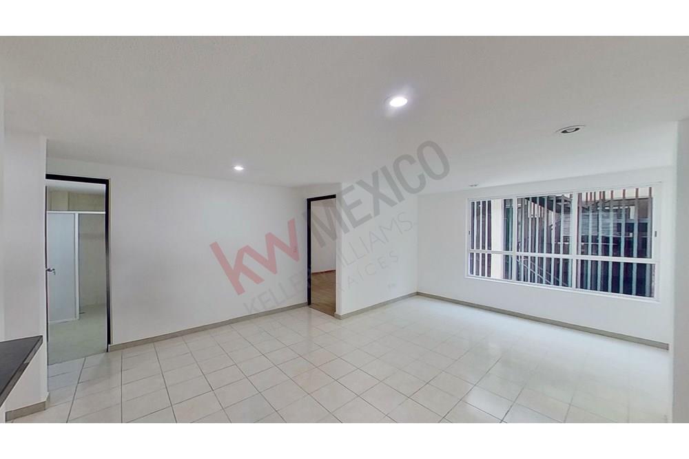 Amplio departamento en venta en Atizapán de Zaragoza
